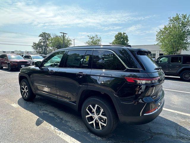 new 2025 Jeep Grand Cherokee car, priced at $44,432