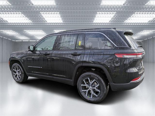 new 2024 Jeep Grand Cherokee car, priced at $44,480