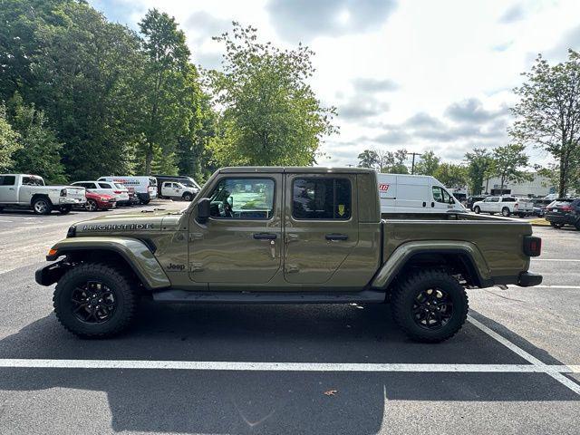 new 2025 Jeep Gladiator car, priced at $46,121