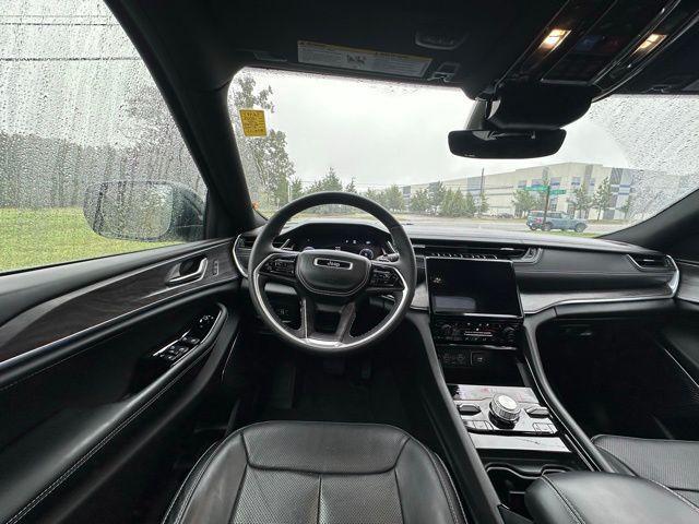 used 2023 Jeep Grand Cherokee car, priced at $37,990