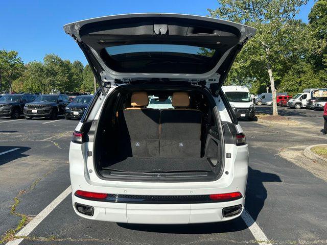 new 2025 Jeep Grand Cherokee L car, priced at $65,869