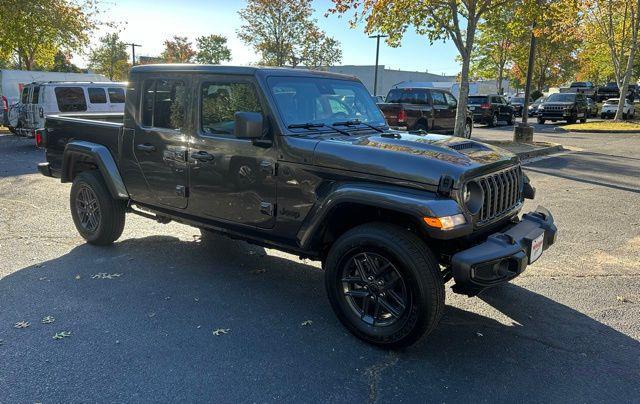 new 2025 Jeep Gladiator car, priced at $45,055