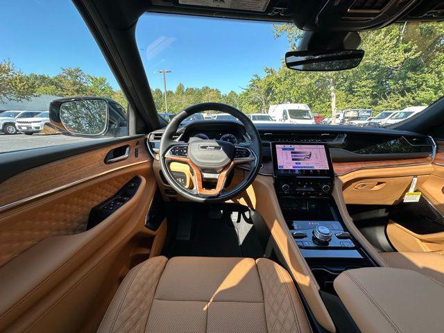 new 2025 Jeep Grand Cherokee L car, priced at $64,454