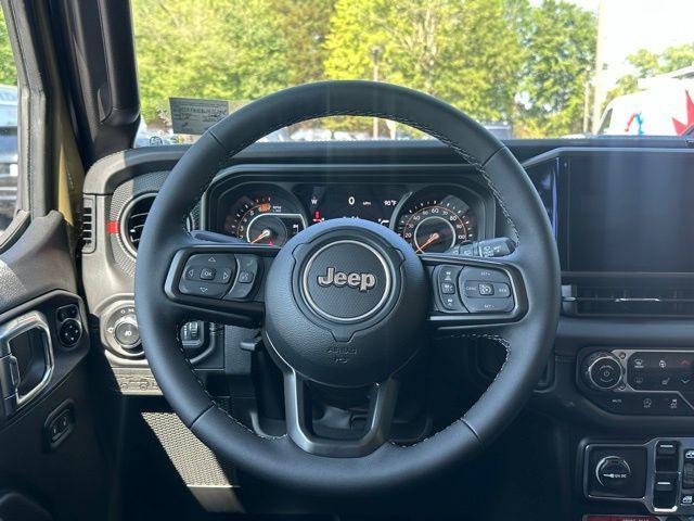 new 2025 Jeep Wrangler car, priced at $53,485