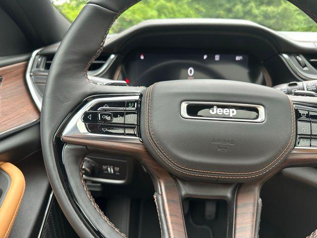 new 2025 Jeep Grand Cherokee car, priced at $57,824