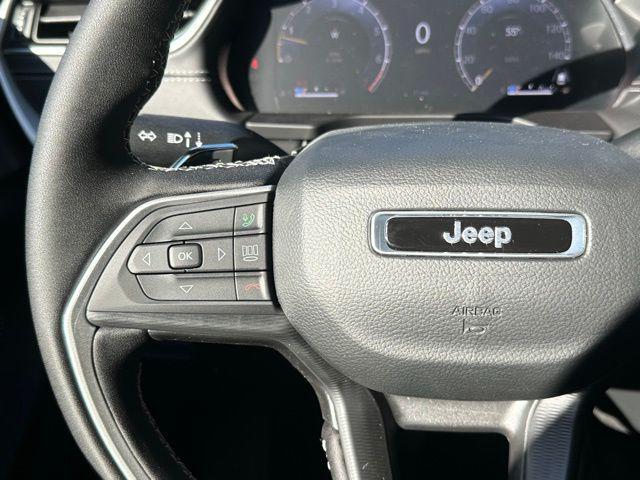 new 2025 Jeep Grand Cherokee car, priced at $44,975