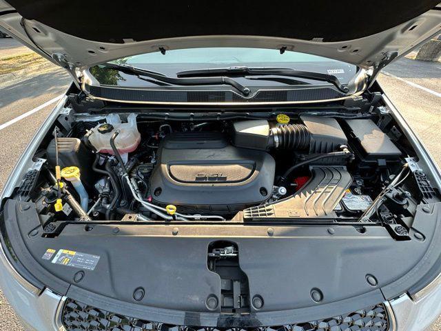 used 2024 Chrysler Pacifica car, priced at $33,209