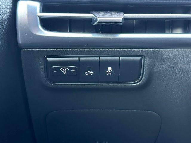 used 2025 Hyundai SANTA CRUZ car, priced at $27,000