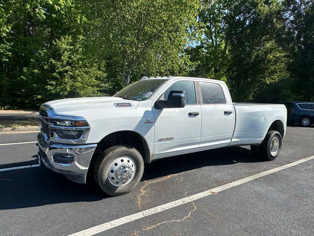 new 2025 Ram 3500 car, priced at $72,122