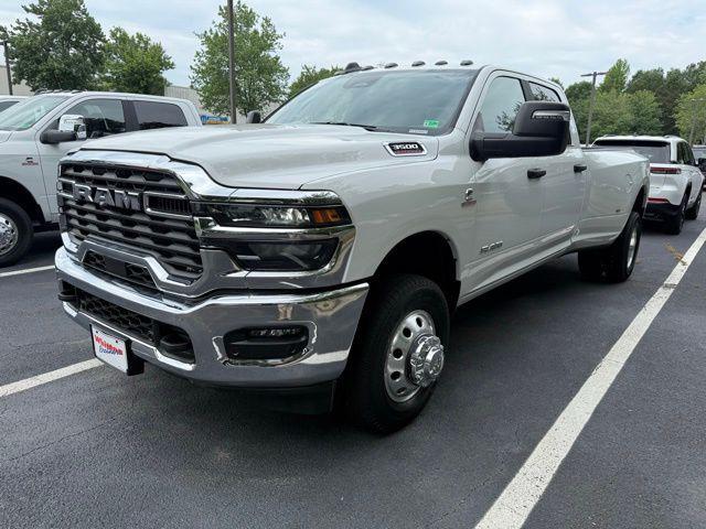 new 2025 Ram 3500 car, priced at $72,122