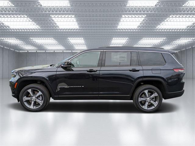 new 2024 Jeep Grand Cherokee L car, priced at $54,552