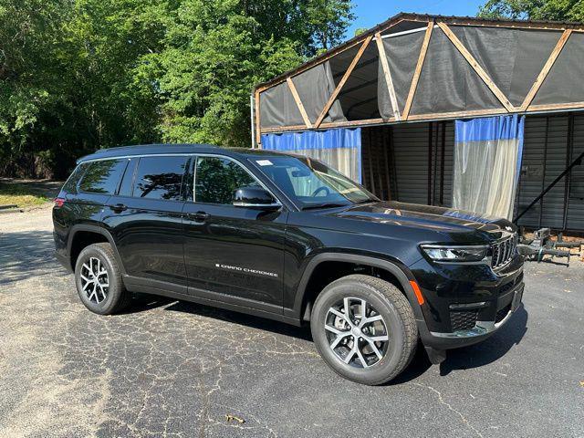 new 2025 Jeep Grand Cherokee L car, priced at $45,225