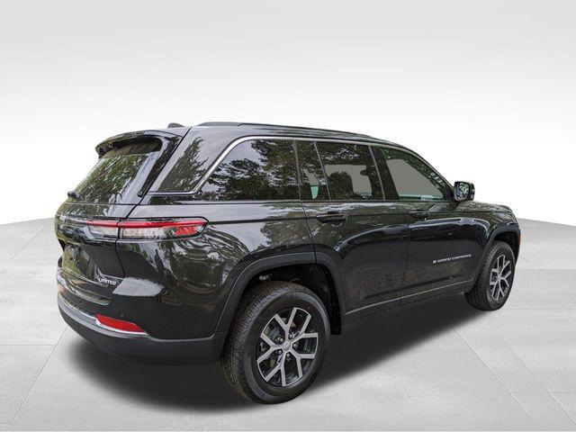 new 2024 Jeep Grand Cherokee car, priced at $44,730