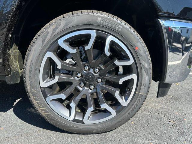 new 2025 Ram 1500 car, priced at $81,257