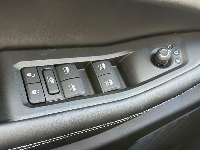 new 2025 Jeep Grand Cherokee car, priced at $42,855