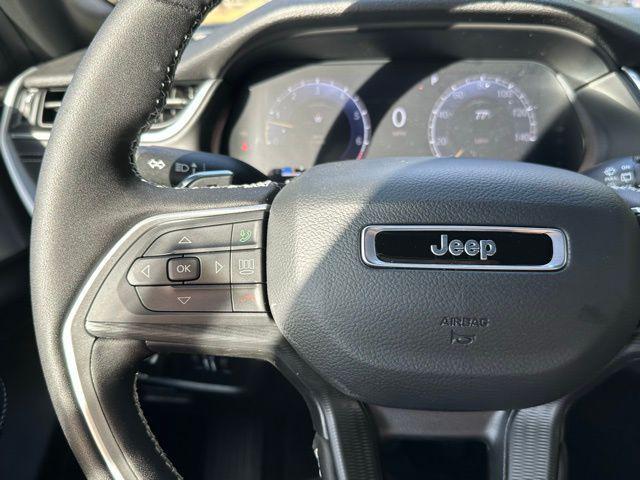 new 2025 Jeep Grand Cherokee car, priced at $42,855