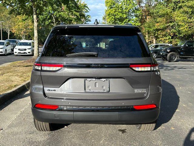 new 2025 Jeep Grand Cherokee car, priced at $42,855