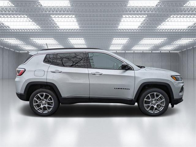 new 2024 Jeep Compass car, priced at $26,336