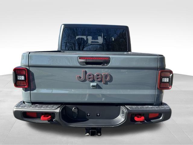 new 2025 Jeep Gladiator car, priced at $53,642