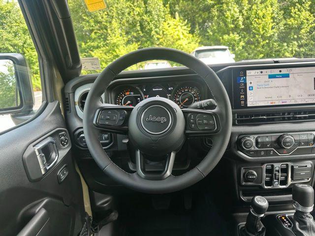new 2025 Jeep Wrangler car, priced at $43,705