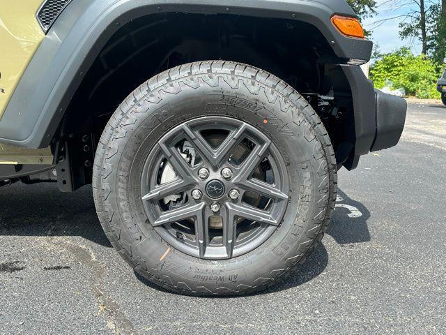 new 2025 Jeep Wrangler car, priced at $43,705