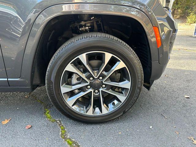 new 2025 Jeep Grand Cherokee L car, priced at $57,714