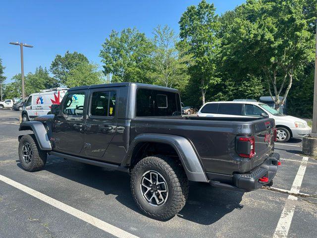 new 2025 Jeep Gladiator car, priced at $48,662
