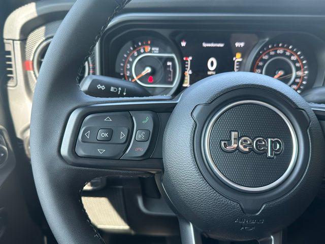 new 2025 Jeep Gladiator car, priced at $48,662