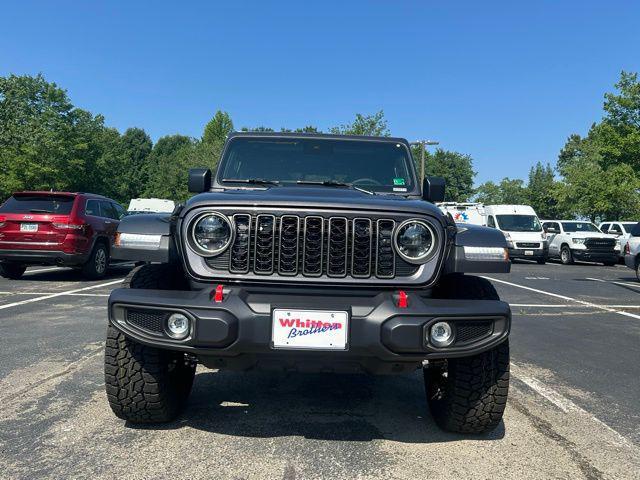 new 2025 Jeep Gladiator car, priced at $48,662