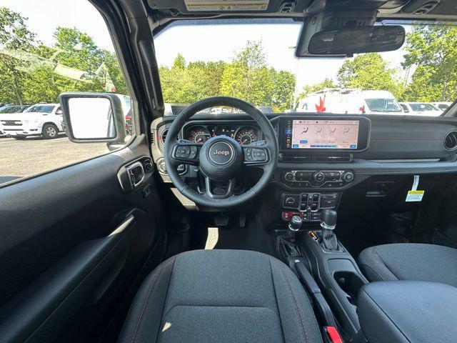 new 2025 Jeep Gladiator car, priced at $48,662