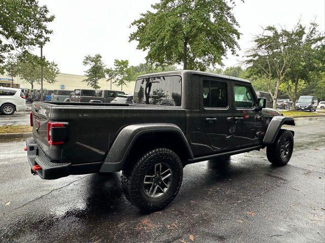new 2025 Jeep Gladiator car, priced at $48,952