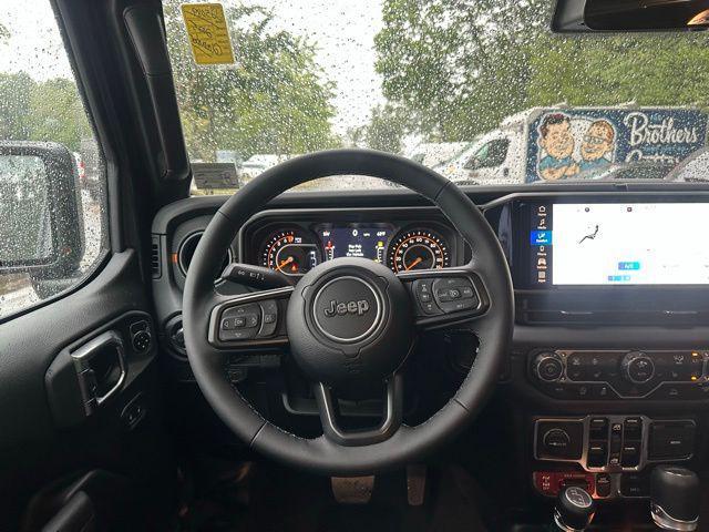 new 2025 Jeep Gladiator car, priced at $48,952