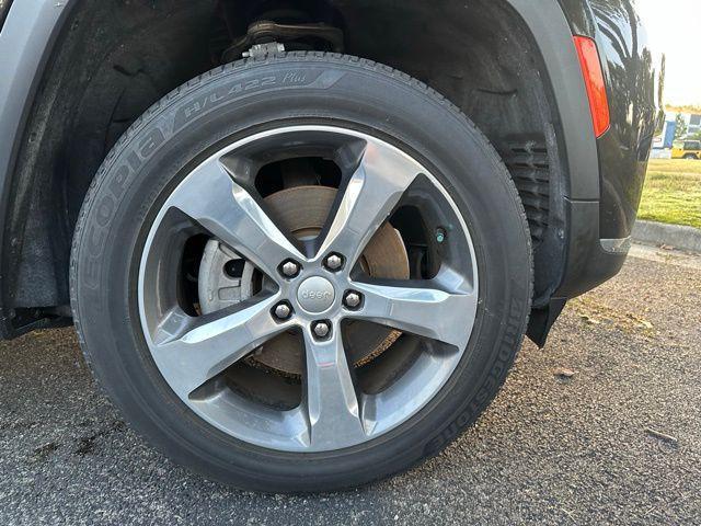 used 2021 Jeep Grand Cherokee L car, priced at $29,790
