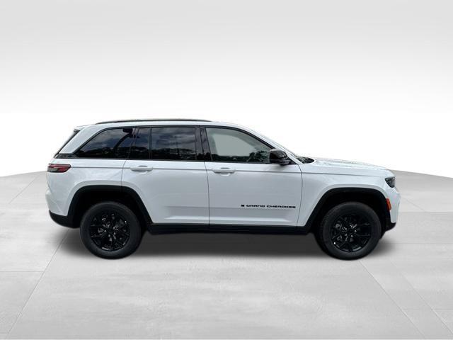 new 2025 Jeep Grand Cherokee car, priced at $42,461