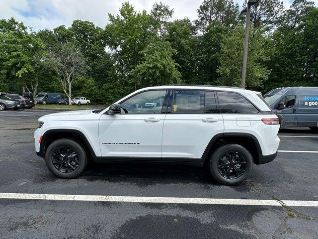 new 2025 Jeep Grand Cherokee car, priced at $42,771