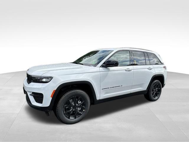 new 2025 Jeep Grand Cherokee car, priced at $42,461