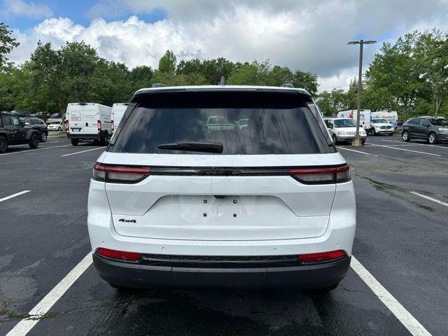 new 2025 Jeep Grand Cherokee car, priced at $42,771