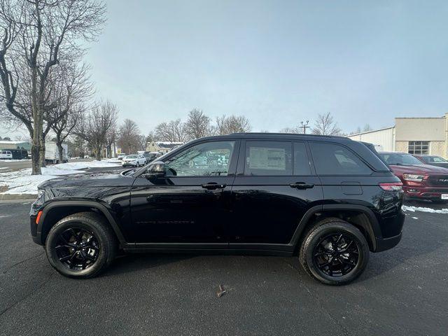 new 2025 Jeep Grand Cherokee car, priced at $42,410