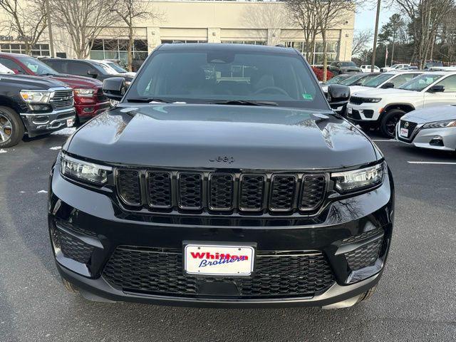 new 2025 Jeep Grand Cherokee car, priced at $42,410