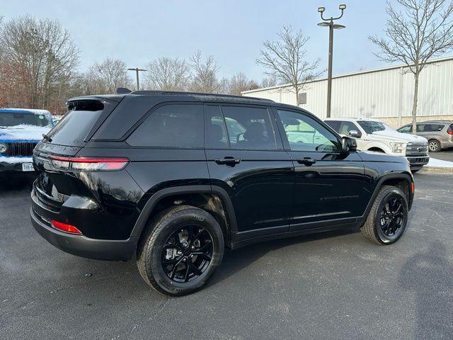 new 2025 Jeep Grand Cherokee car, priced at $42,410