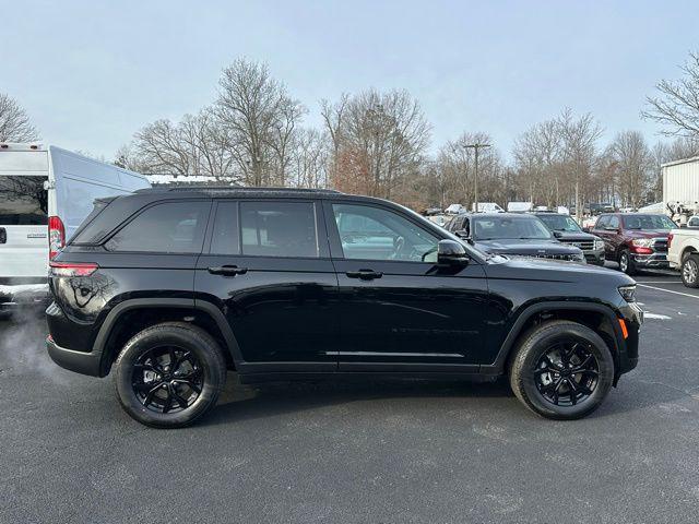 new 2025 Jeep Grand Cherokee car, priced at $42,410