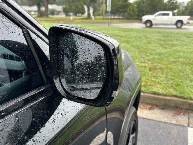 used 2023 Jeep Grand Cherokee car, priced at $31,990