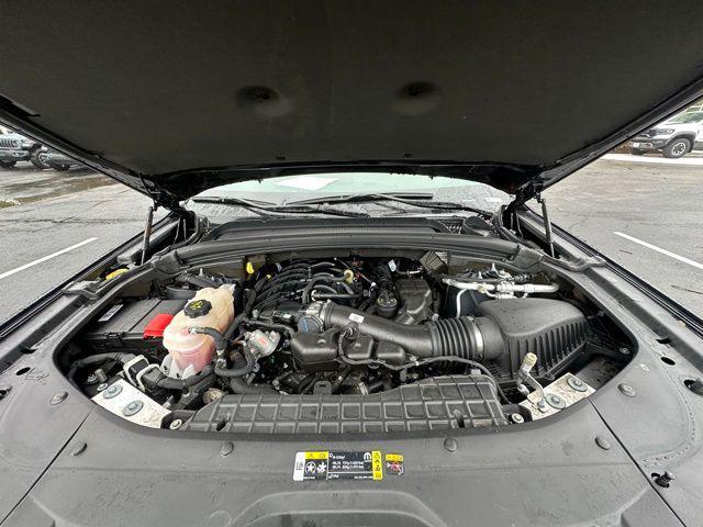 used 2023 Jeep Grand Cherokee car, priced at $31,990