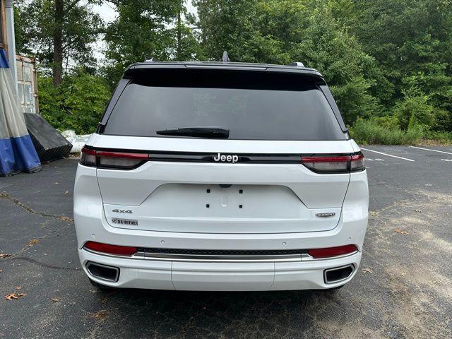 new 2025 Jeep Grand Cherokee car, priced at $60,555