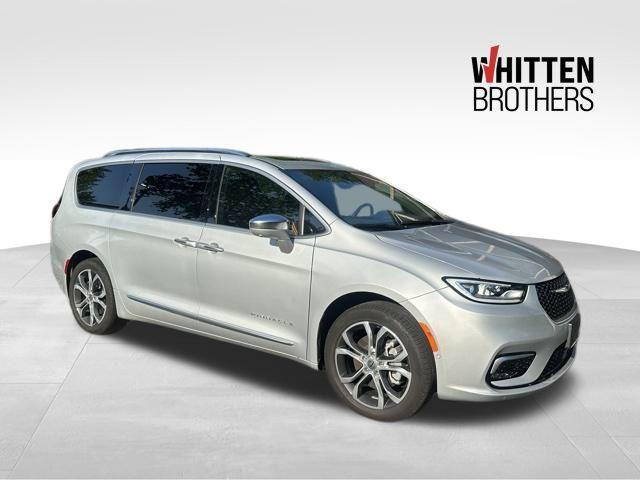 used 2024 Chrysler Pacifica car, priced at $45,490