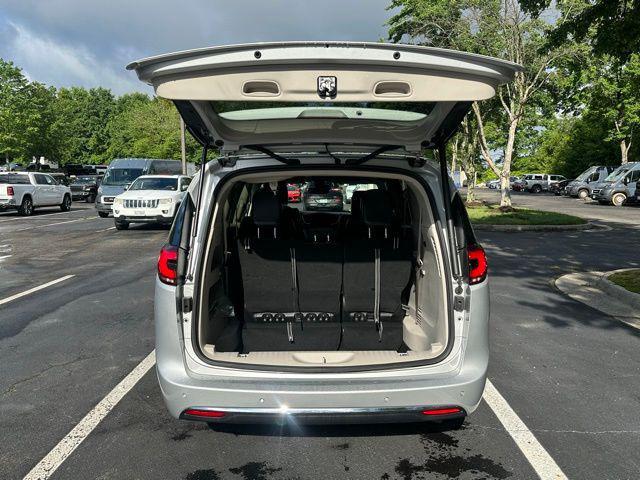 used 2024 Chrysler Pacifica car, priced at $33,000