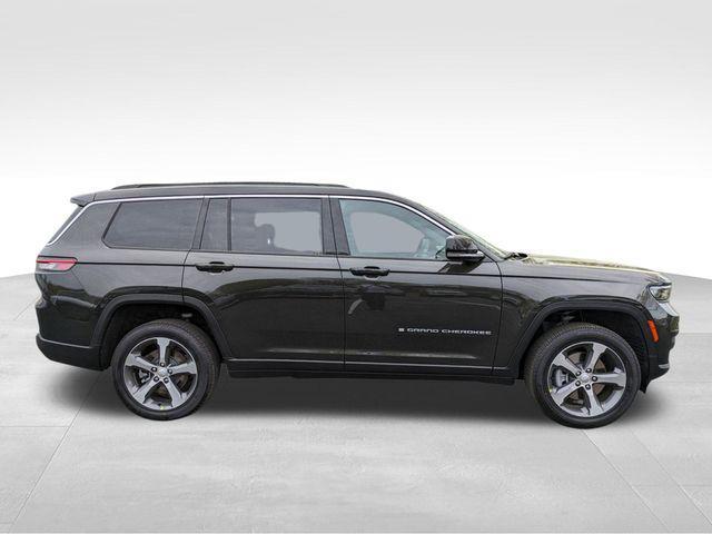 new 2024 Jeep Grand Cherokee L car, priced at $49,052