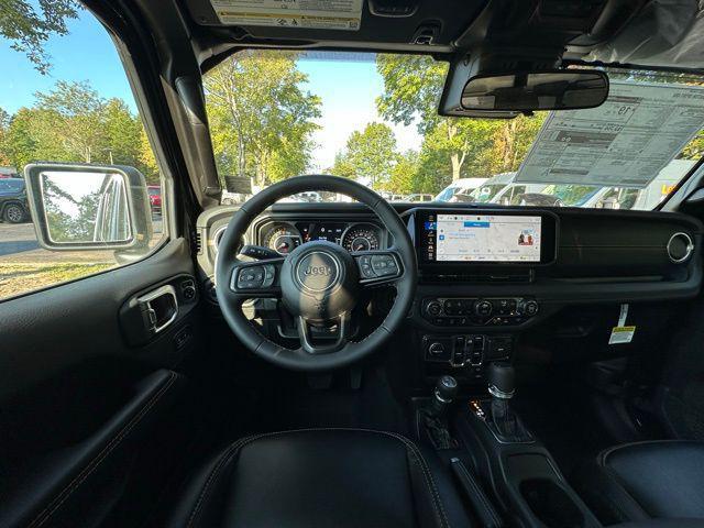 new 2025 Jeep Gladiator car, priced at $47,220