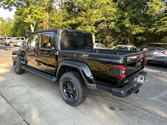 new 2025 Jeep Gladiator car, priced at $47,220