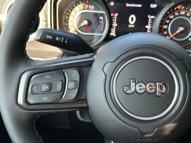 new 2025 Jeep Gladiator car, priced at $47,220